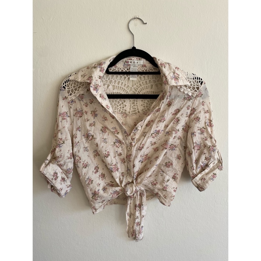 MOA floral Lacey blouse